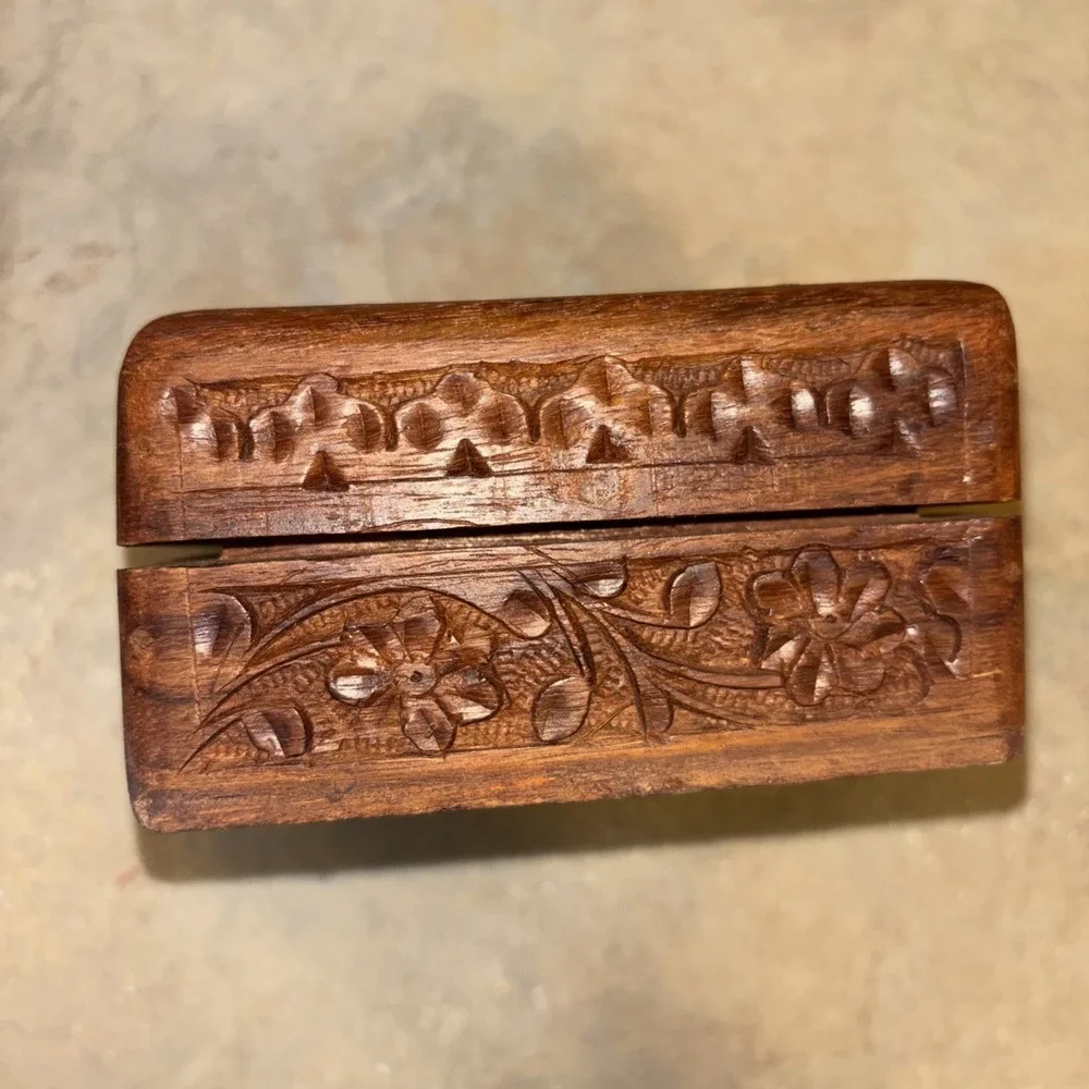Vintage Ornate Carved Wood Jewelry Box Small Trinket Holder Hinged Lid Square